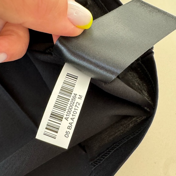 BALMAIN T shirt NEON LOGO 2024 collection AUTHENTIC NEW - Picture 7 of 7